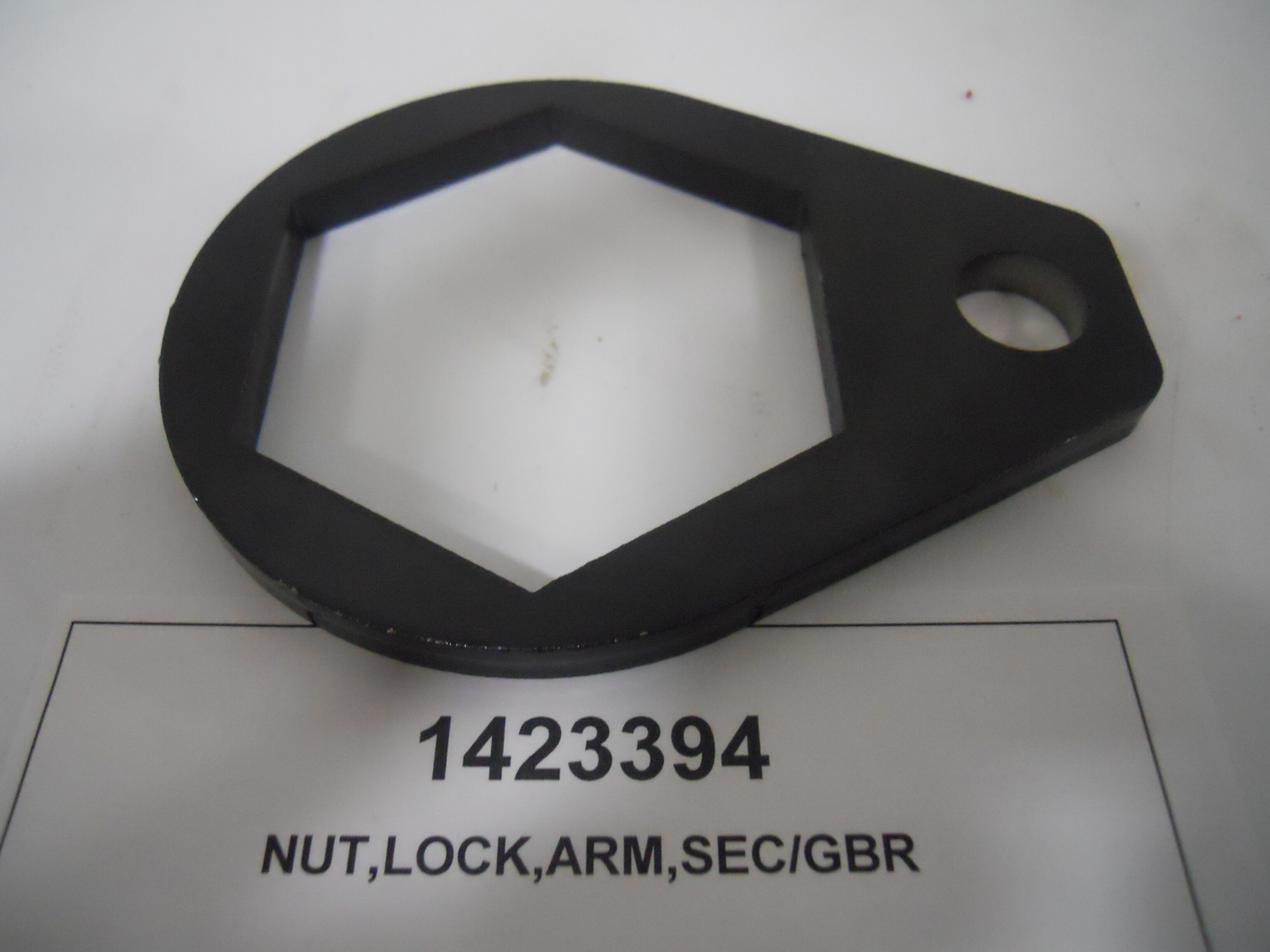 NUT,LOCK,ARM,SEC/GBR